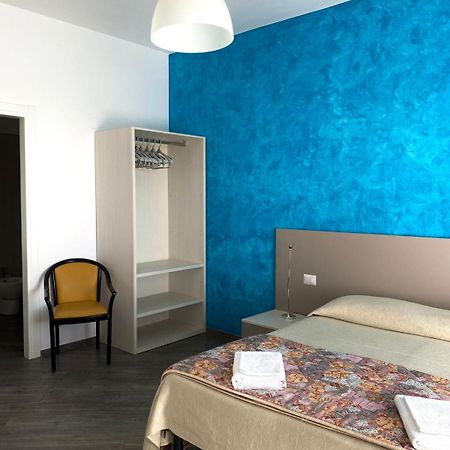 Hotel Risorgimento アジェーロラ エクステリア 写真