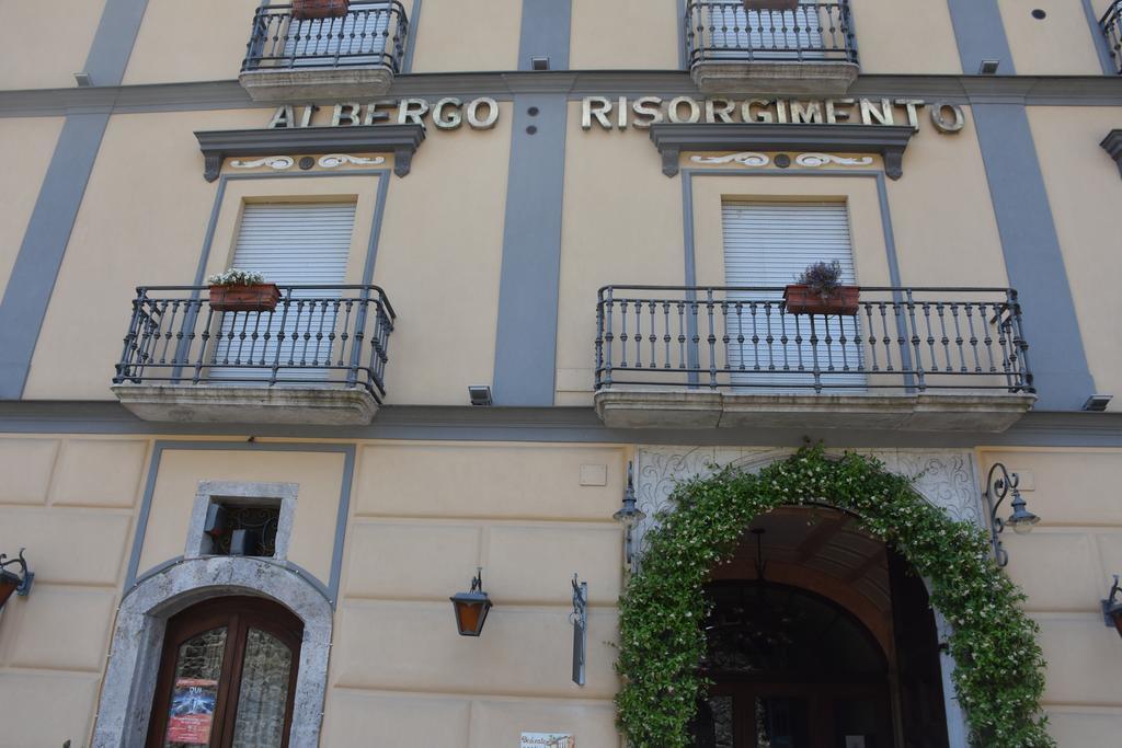 Hotel Risorgimento アジェーロラ エクステリア 写真