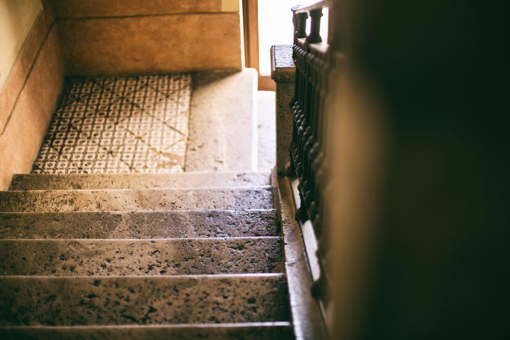 Hotel Risorgimento アジェーロラ エクステリア 写真