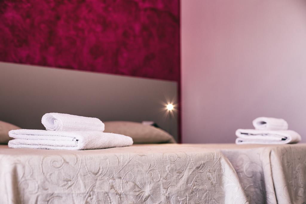 Hotel Risorgimento アジェーロラ エクステリア 写真
