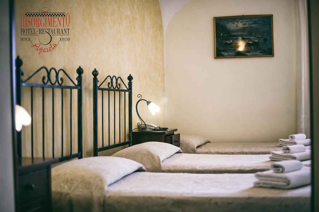 Hotel Risorgimento アジェーロラ エクステリア 写真